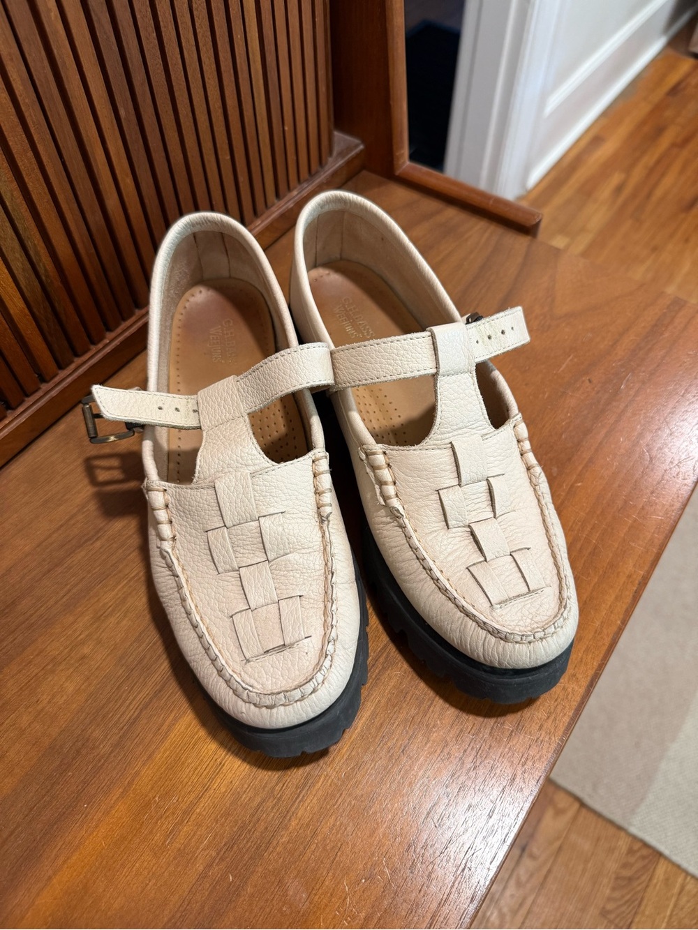 G.H. Bass & Co. Cream Fisherman Mary Jane Loafers